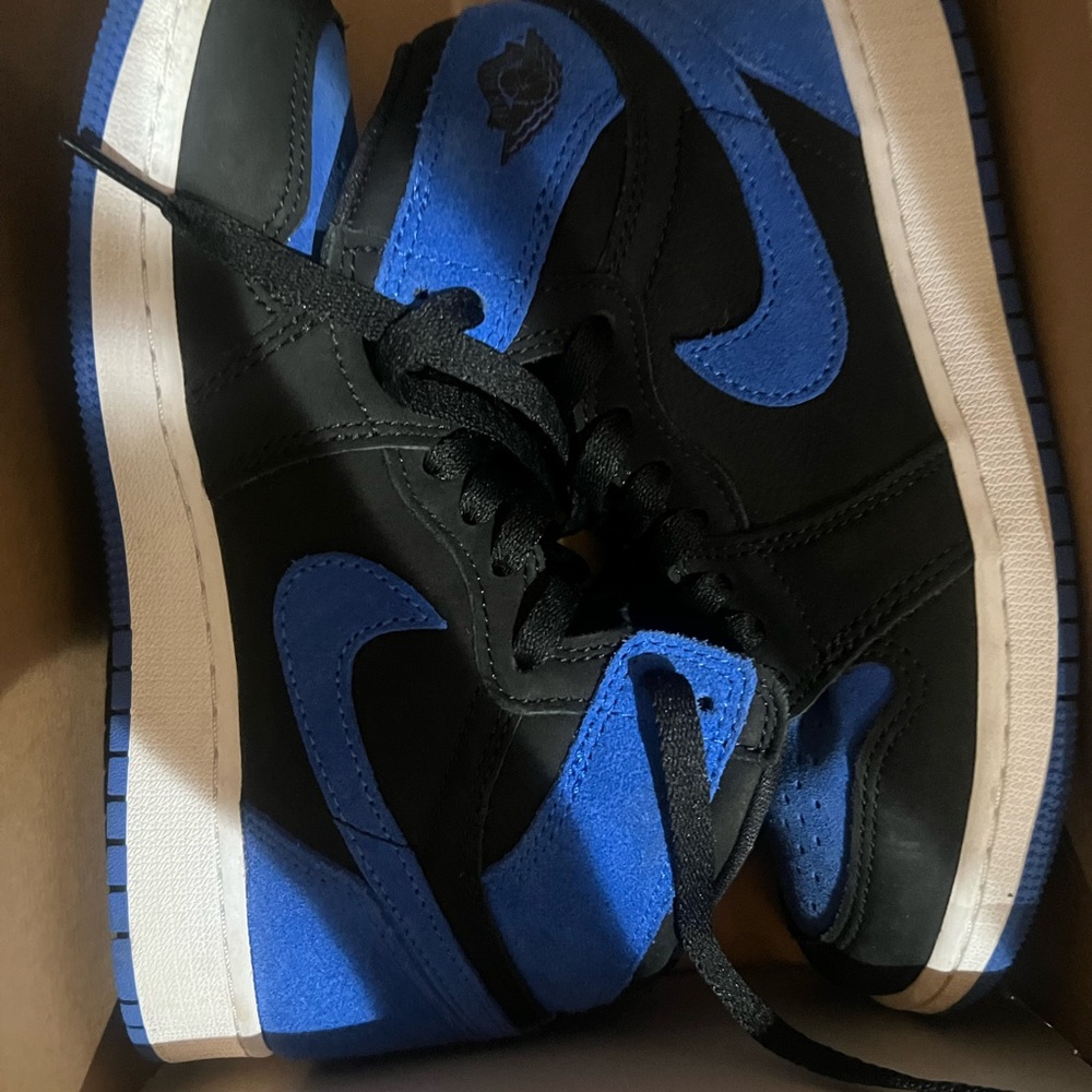 Jordan Men's Mid Sneakers in Black and Royal Blue